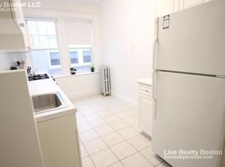 126 Kilsyth Rd, Brighton, MA 02135