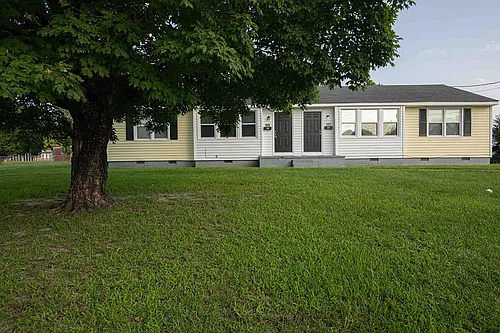 322 Starling St #1 Photo 1