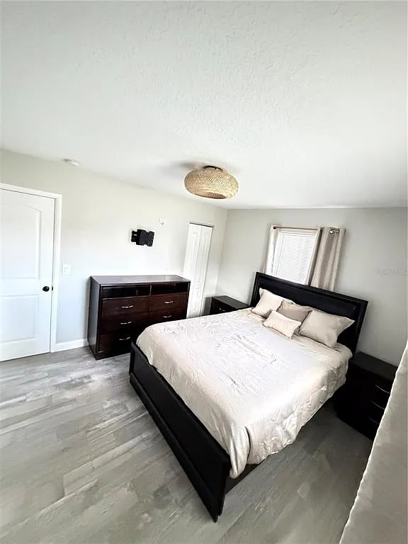 3 bed, 2.0 bath, 1224 sqft, $1,300 — Photo 4