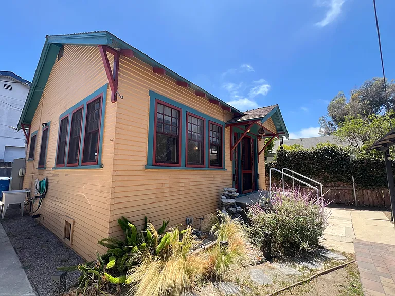 716 Stanley Ave — Photo 41