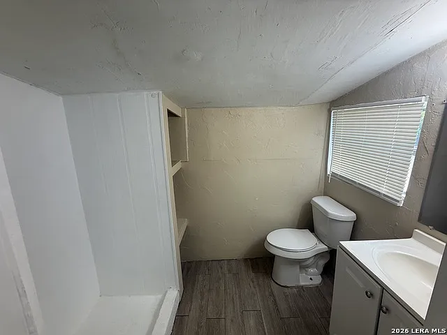 314 N Nueces #C — Photo 14