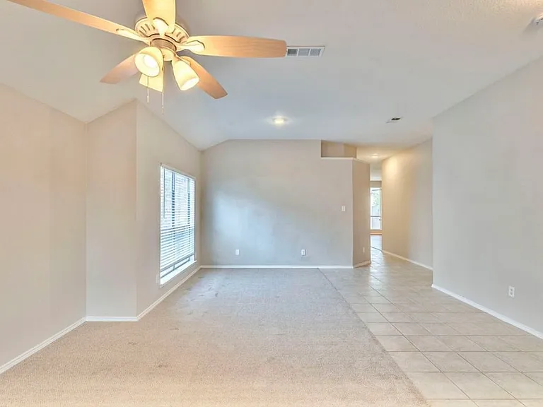 604 Coal Creek Dr — Photo 4