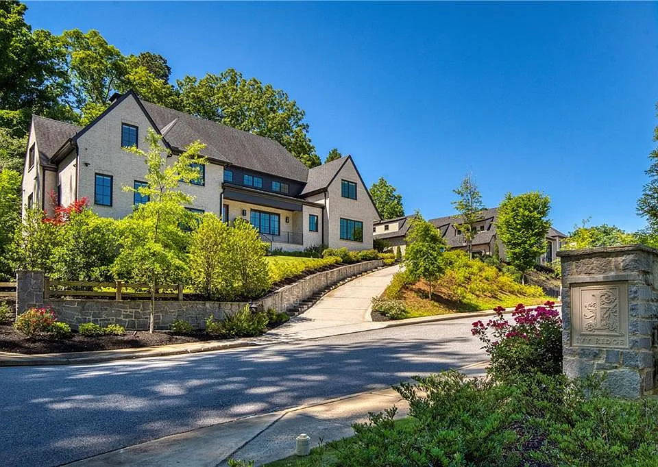 840 Kenry Ct