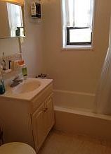 3rd image of 1200 E 53rd St #33