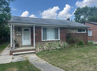 24271 Kenosha St, Oak Park, MI 48237