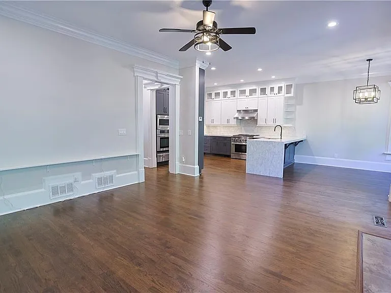 1294 Lenox Park Blvd — Photo 24