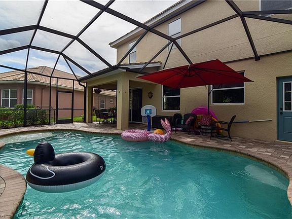 4th image of 9711 Las Casas Dr