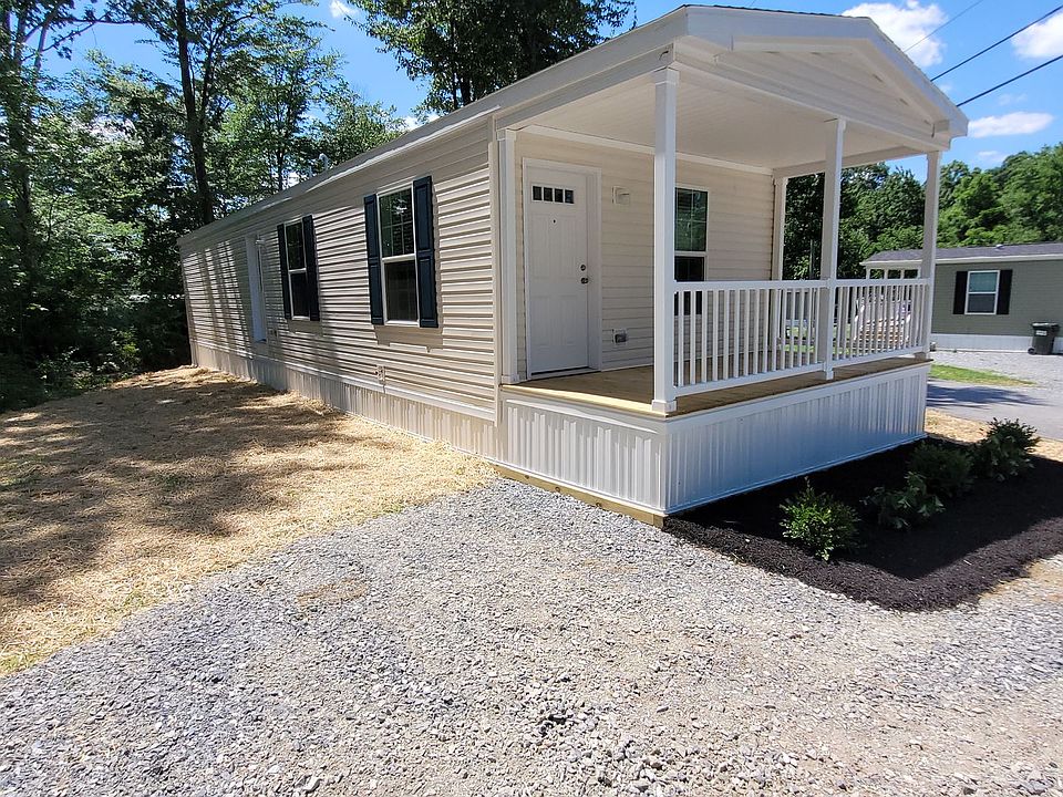 1st image of 551 Lauschtown Rd Trailer 7