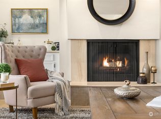 3630 26th Pl W APT 101C, Seattle, WA 98199