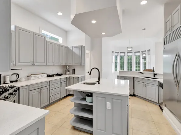 31 Cedar St, North Reading, MA 01864