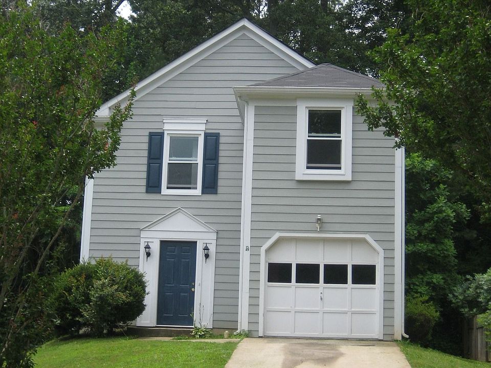 1st image of 740 Brittany Ct