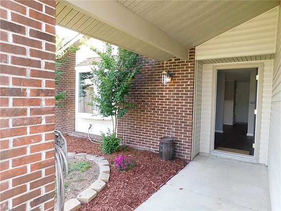 3rd image of 4490 Cherrywood Ln