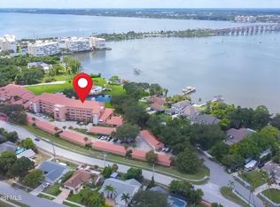 343 N Tropical Trl APT 306, Merritt Island, FL 32953