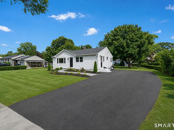 2nd image of 360 West Rutland Road