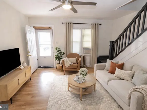 313 N Redfield St, Philadelphia, PA 19139