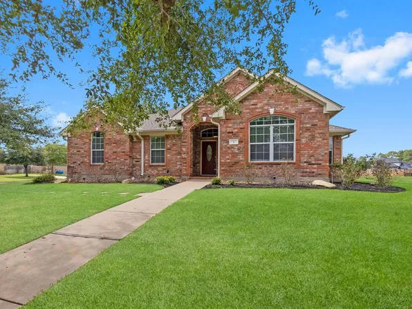 2 Camden Hills Drive, Montgomery, TX 77356