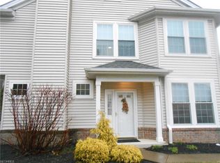 2672 Wyndgate Ct #2672, Westlake, OH 44145