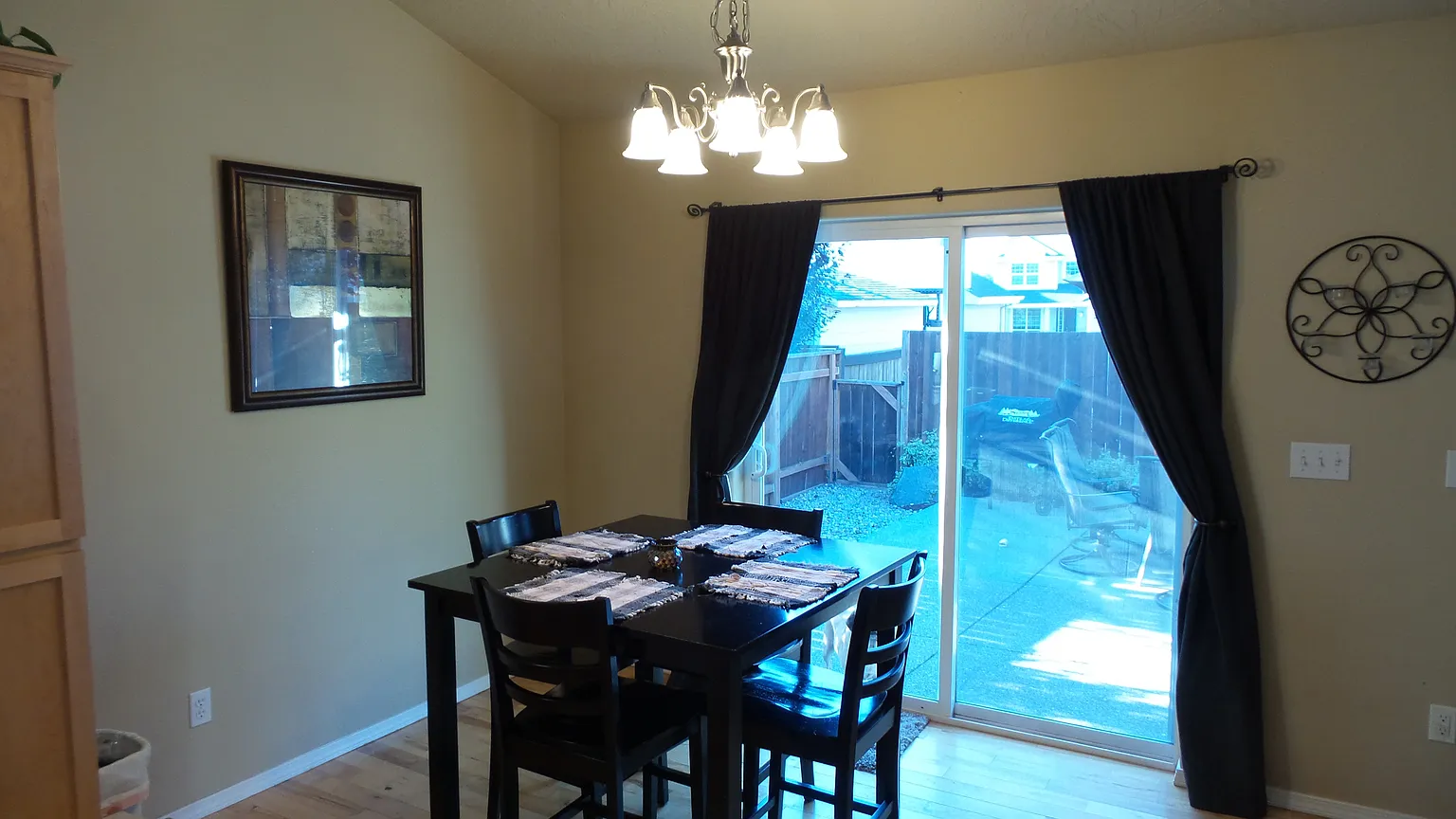 751 Kelsey Loop photo 1