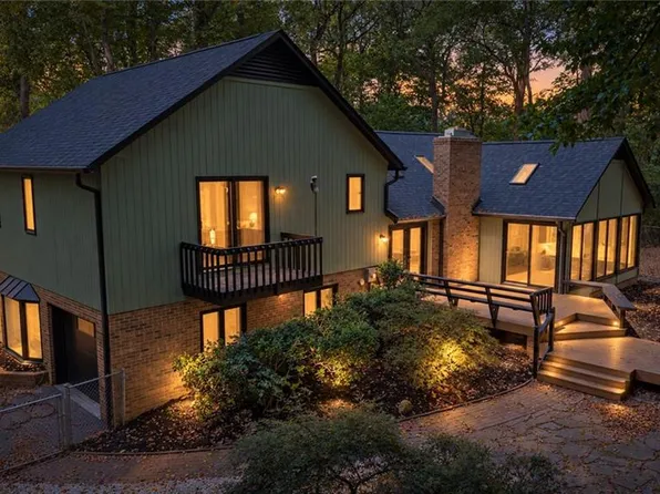 3616 Cedar Trl, Thomasville, NC 27360