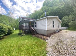 2863 Ogden Vest Rd, Vest, KY 41772