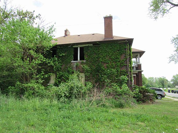 68 W Margaret