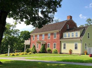 11 Brown Rd, Pleasant Valley, NY 12569