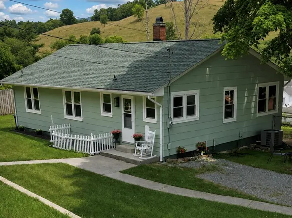 154 Clinch Ave, North Tazewell, VA 24630