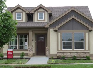 8117 N Farley Ave, Kansas City, MO 64158