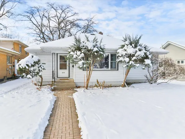 815 N Ellsworth St, Naperville, IL 60563