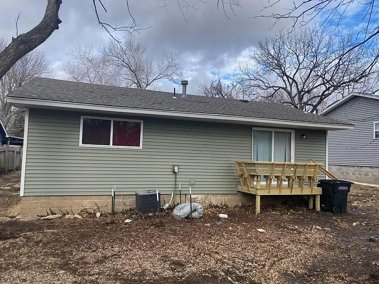 421 E 14th Ave #B — Photo 23