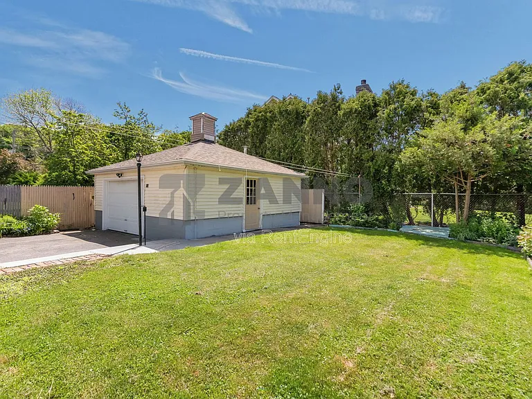 4 Harker Ave — Photo 32