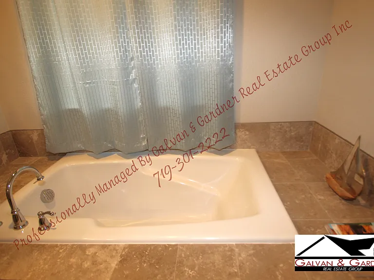 6564 Vedder Dr — Photo 9
