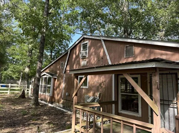 110 Stewart St, Coldspring, TX 77331