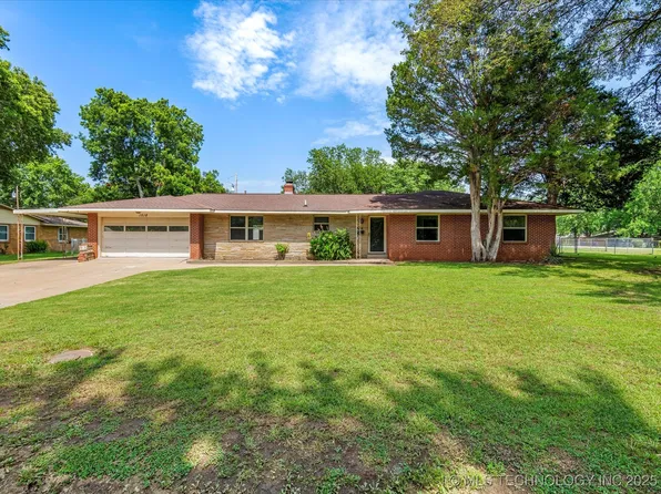 1518 Arbor Dr, Bartlesville, OK 74006