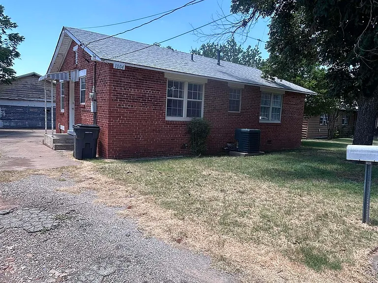 1004 W Wenonah Blvd — Photo 25