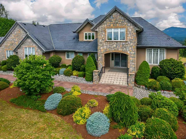 10270 Rolley Cres, Maple Ridge, BC V2W 1J9