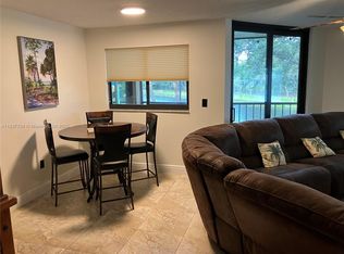 15405 N Miami Lakeway N #209, Hialeah, FL 33014