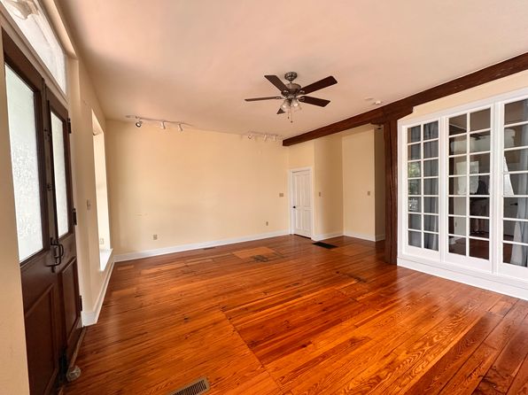 1301 W Strasburg Rd APT 1