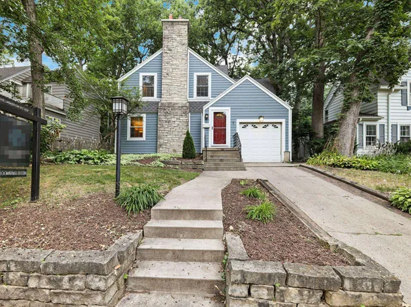 4138 Hiawatha Dr, Madison, WI 53711