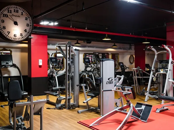 515 West 38th Street image 12 of 18