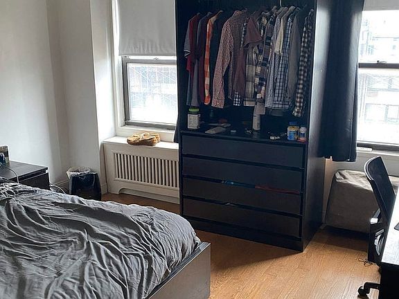 5th image of 333 E 34th St APT 15H