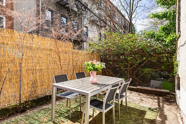 Sold by Corcoran | media 6