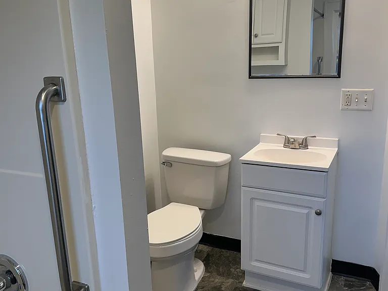 137 E Emerling Ave — Photo 19