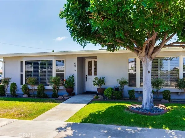 1582 Golden Rain Rd APT 43L, Seal Beach, CA 90740