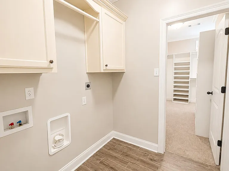 36 Littleton Way — Photo 26