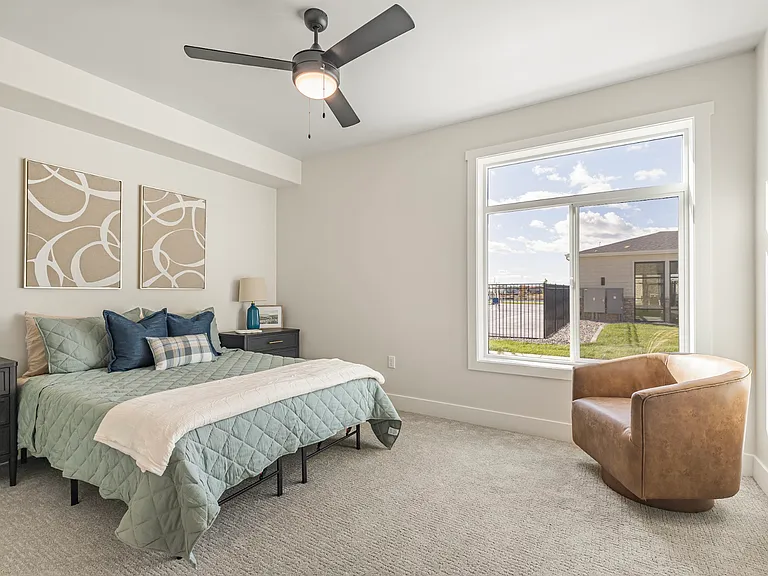 Lincoln Crossing Apts — Photo 12