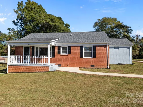 1804 Bennett Rd, Lancaster, SC 29720