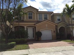 10876 NW 85th Ter, Doral, FL 33178