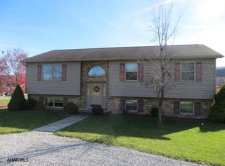 124 Swan Ln, Duncansville, PA 16635