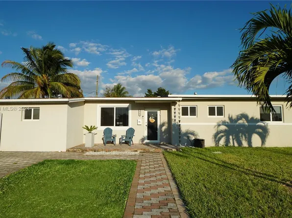 4241 SW 97th Pl, Miami, FL 33165
